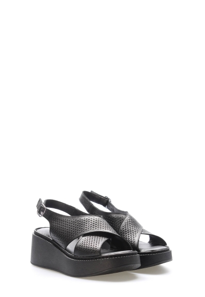 Epikoza Dışı ve İçi Hakiki Deri Siyah Kadın Dolgu Topuk Sandalet SS166212611094