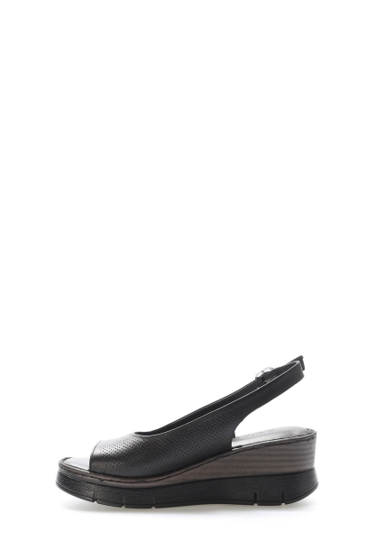 Epikoza Dışı ve İçi Hakiki Deri Siyah Kadın Klasik Günlük Sandalet SS166212611356