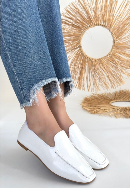 LQZ Shoes Betra Beyaz Rugan Babet Ayakkabı