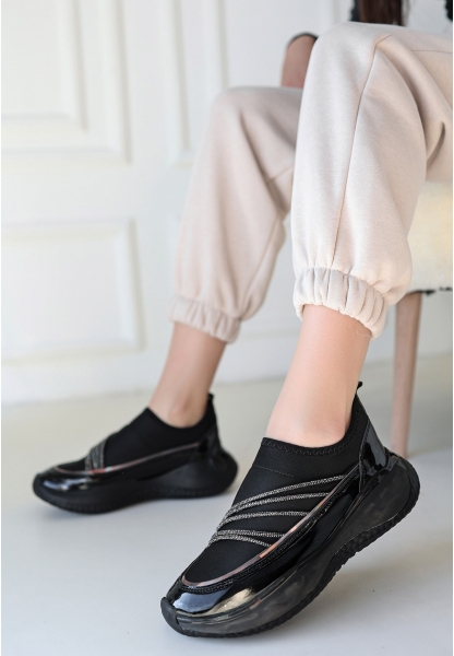 LQZ Shoes Keita Siyah Rugan Streç Detaylı Siyah Tabanlı Spor Ayakkabı