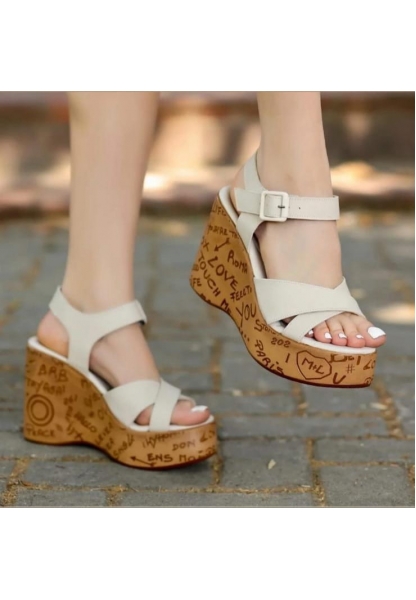 LQZ Shoes Kenja Bej Cilt Dolgu Topuk Sandalet