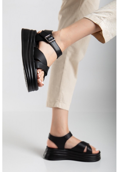 LQZ Shoes Sibna Siyah Cilt Kemerli Sandalet