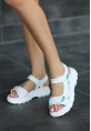 LQZ Shoes Trita Beyaz Cilt Cırt Cırtlı Sandalet