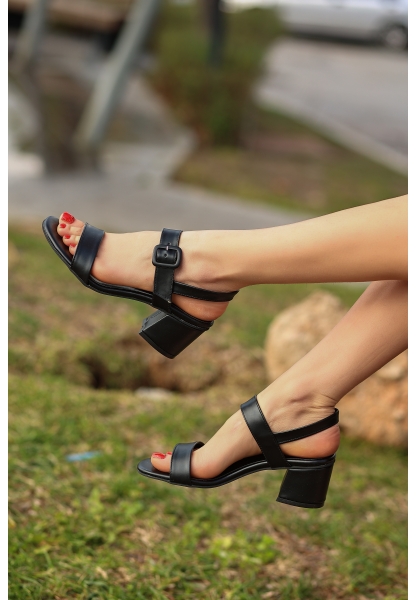 LQZ Shoes Year Siyah Cilt Topuklu Ayakkabı