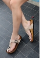 LQZ Shoes Aksar Krem Nubuk Parmak Arası Terlik